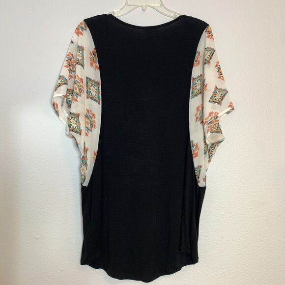 Vocal Black Aztec Top XL Boho Southwestern Studded V-Neck Kimono Sleeve USA - Picture 5 of 7